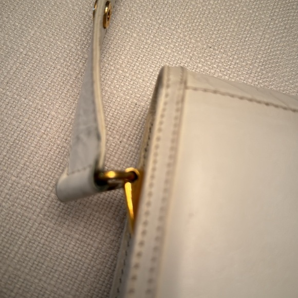 Gucci Vintage White Purse Handbag - Picture 14 of 17